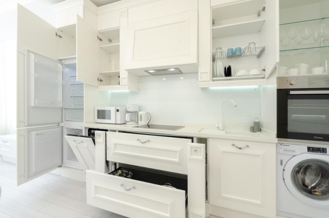 Petrovdom Apartments 10-353 In Rc Central Park, 7 John Mccain Street Kiev Eksteriør billede